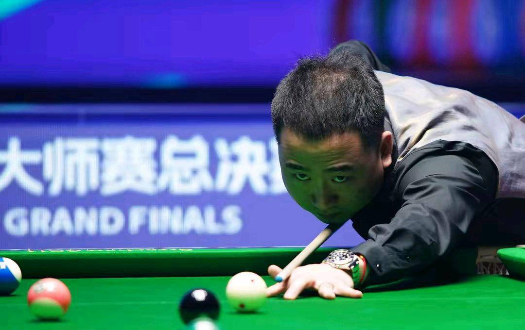 多球迷的目 多球迷的目