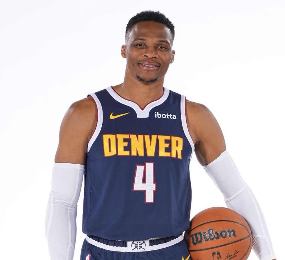 球队正式迎 球队正式迎