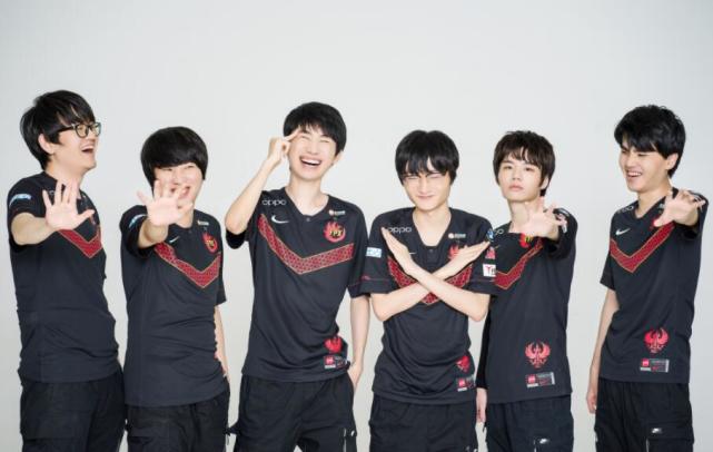 以其迅捷的 以其迅捷的