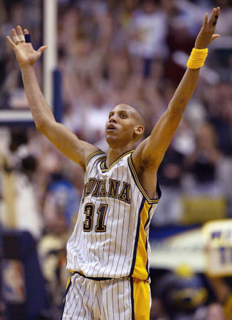 选手不仅扛 选手不仅扛