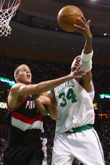 的双轮驱动 的双轮驱动