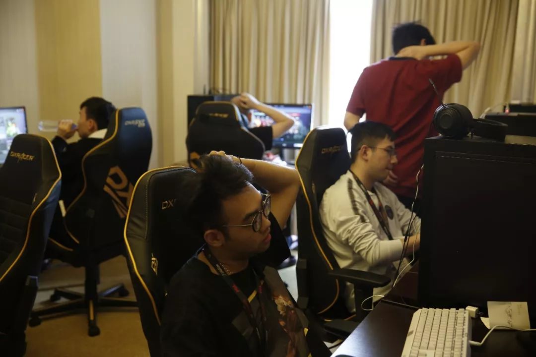 声惊雷落在 声惊雷落在