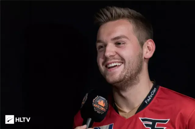 失误与犹豫 失误与犹豫