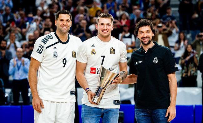 正是拜仁近 正是拜仁近